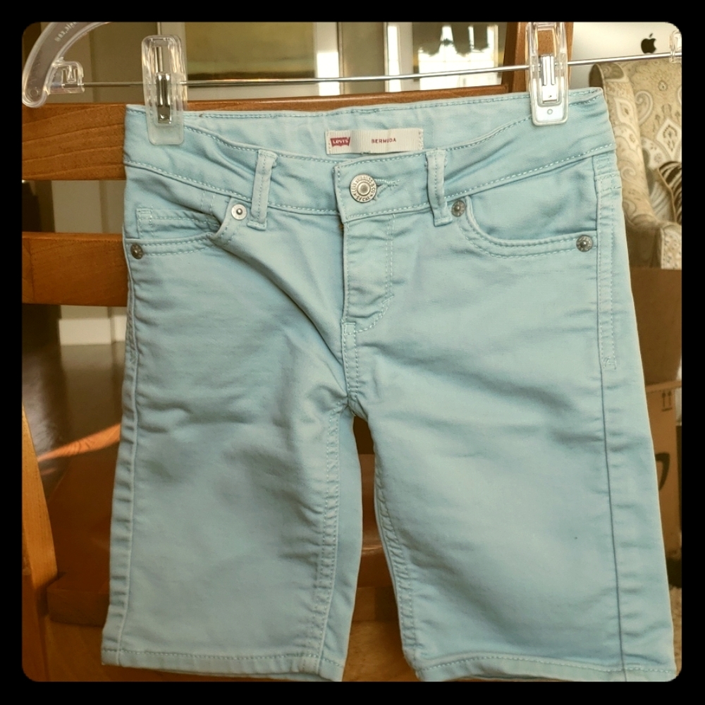 Levi's girls shorts
